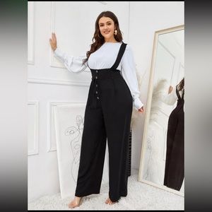 Wide leg jumpsuit